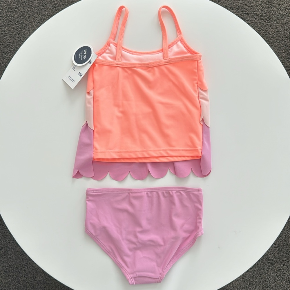 OshKosh B’gosh Scalloped 2 Piece Swimsuit 18 Months - Picture 3 of 10
